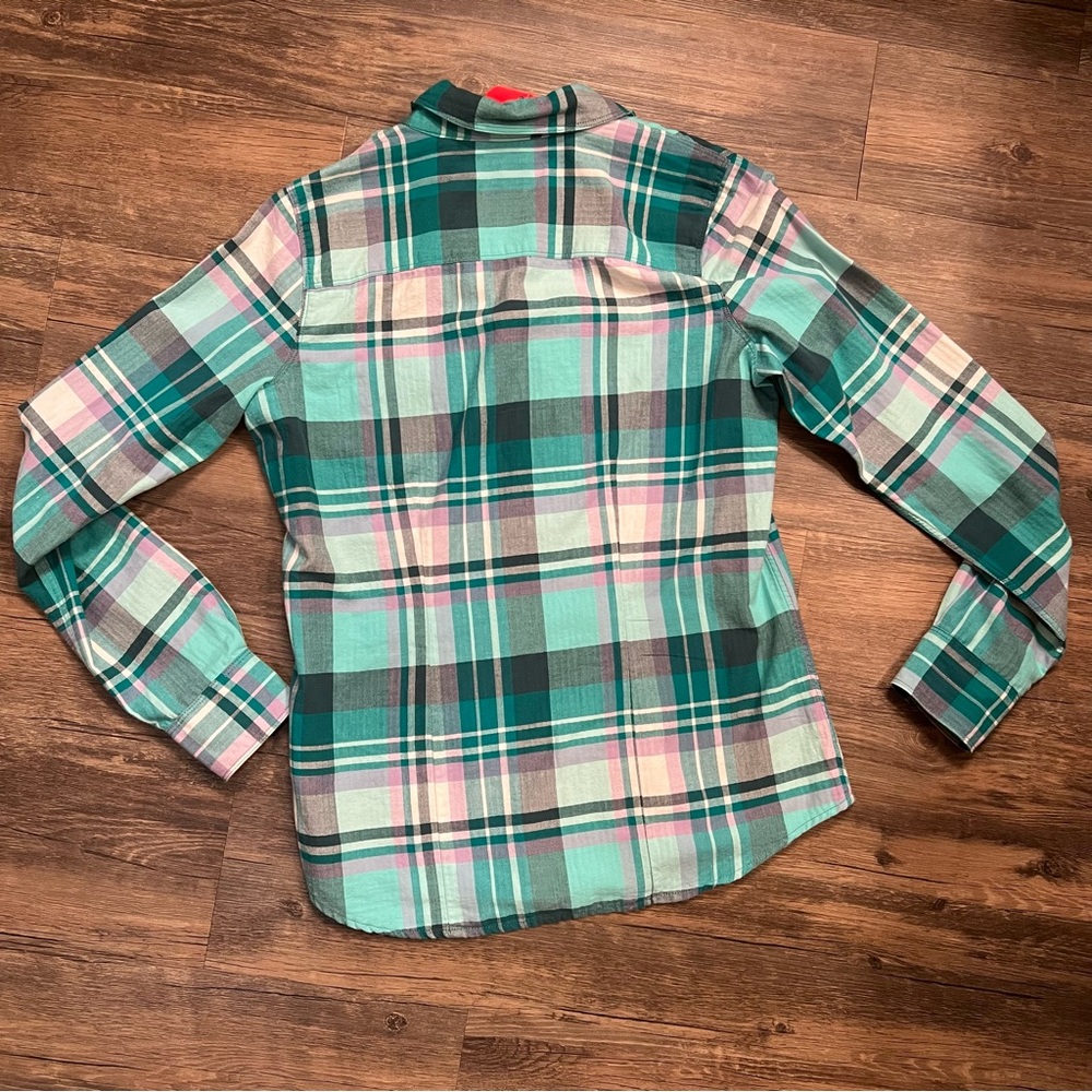 The North Face Women’s Medium Button Up Long Sleeve NWT - Picture 4 of 7